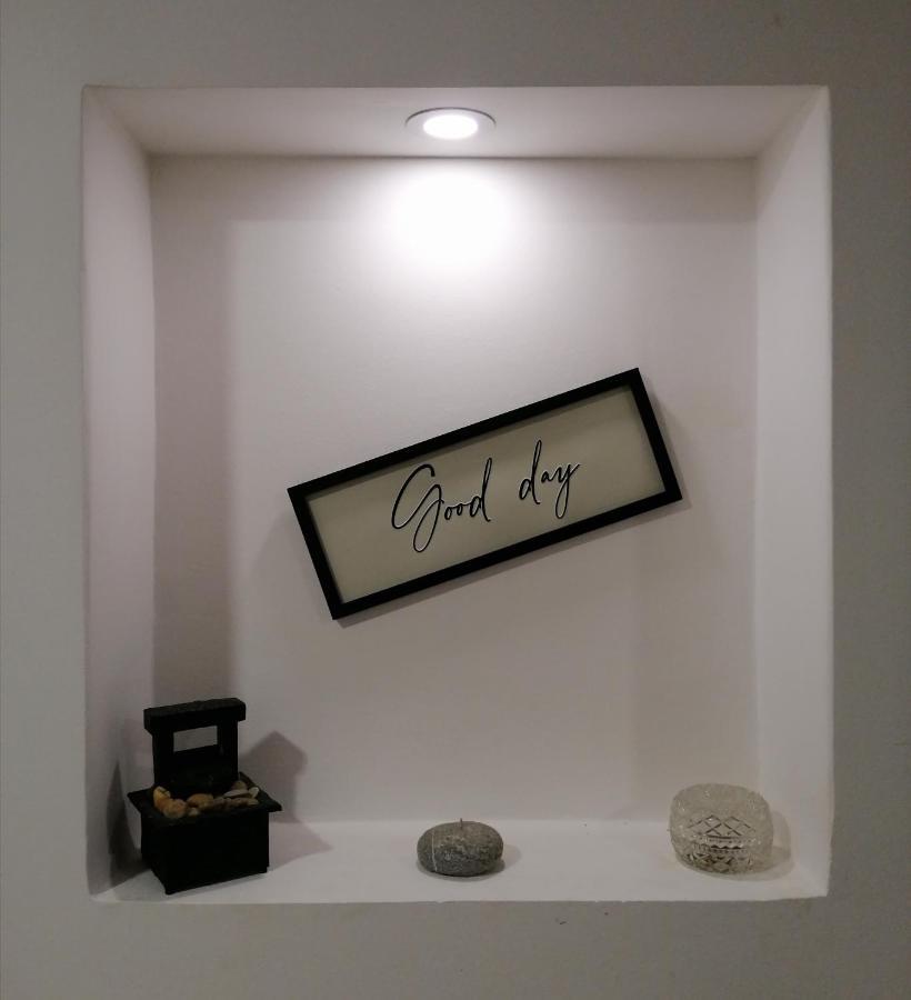 Ujkapu Sunshine Apartments Gyor Luaran gambar