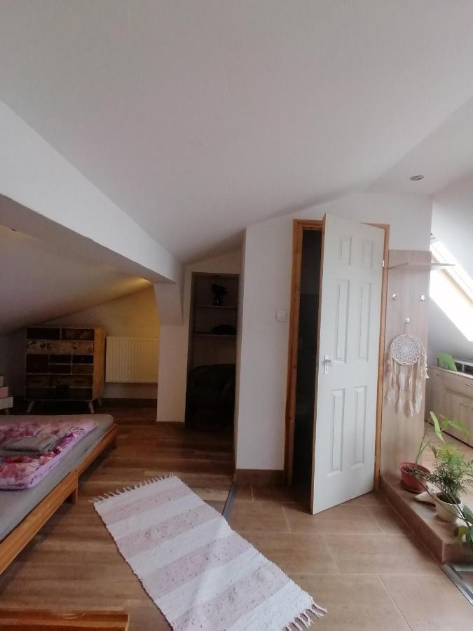 Ujkapu Sunshine Apartments Gyor Luaran gambar