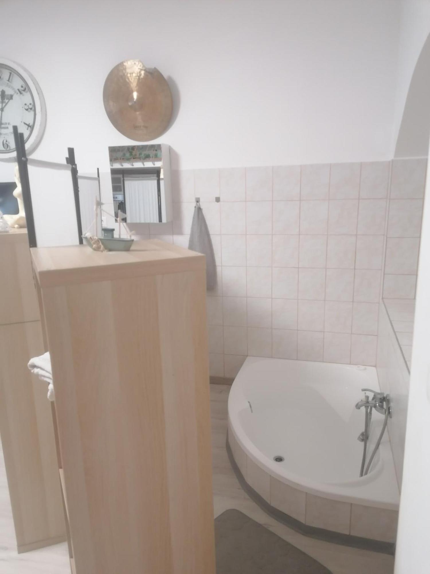 Ujkapu Sunshine Apartments Gyor Luaran gambar
